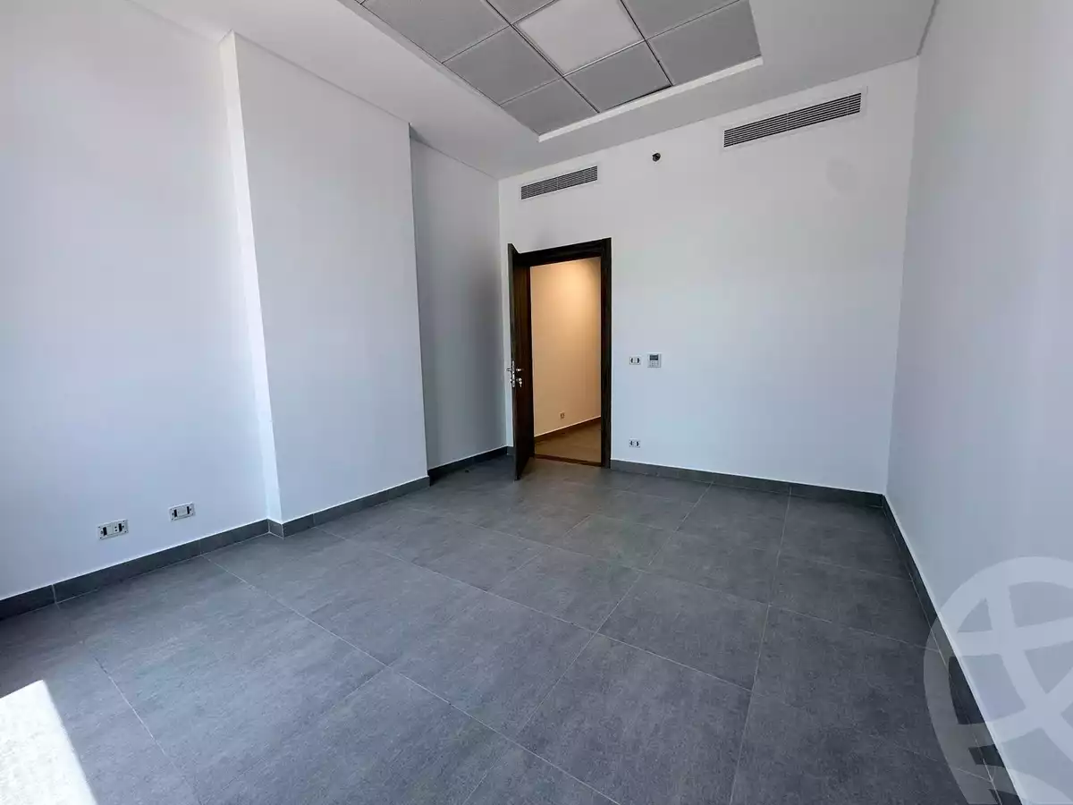 https://aqarmap.com.eg/en/listing/6161419-for-rent-cairo-new-cairo-compounds-mivida-mivida-business-park-emaar