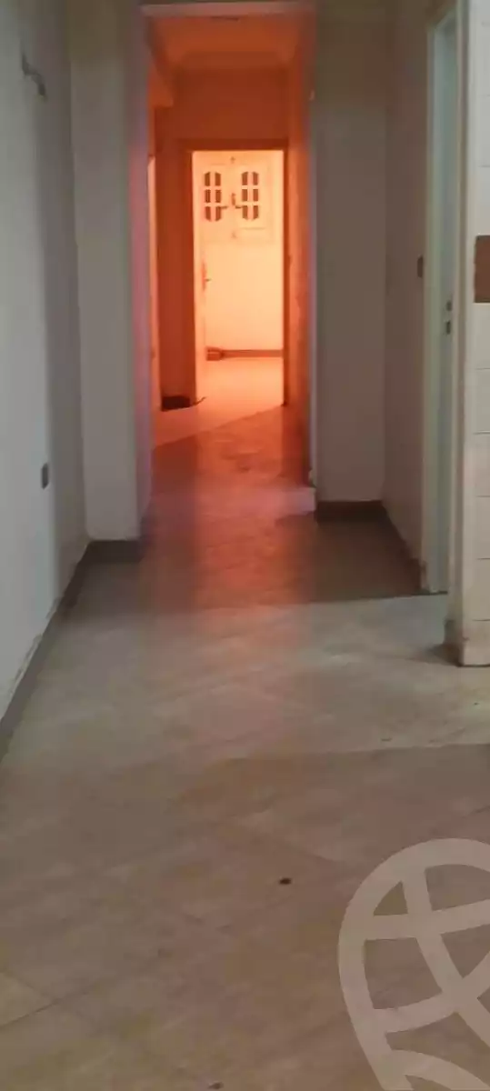 https://aqarmap.com.eg/en/listing/6162257-for-sale-qalyubia-shubra-el-khaima-shubra-el-khaima-city-hamis-st