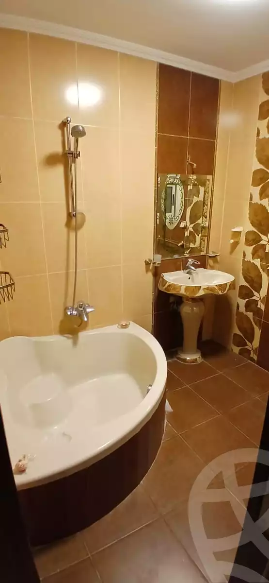 https://aqarmap.com.eg/en/listing/6162276-for-sale-cairo-mokattam-el-hadabah-el-wosta-compounds-sama-el-qahera