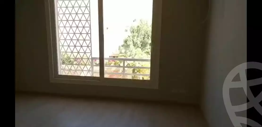 https://aqarmap.com.eg/en/listing/6163628-for-sale-cairo-el-sheikh-zayed-city-compounds-atrio