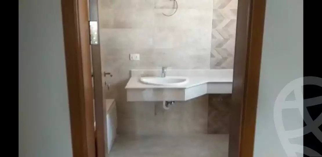 https://aqarmap.com.eg/en/listing/6163628-for-sale-cairo-el-sheikh-zayed-city-compounds-atrio