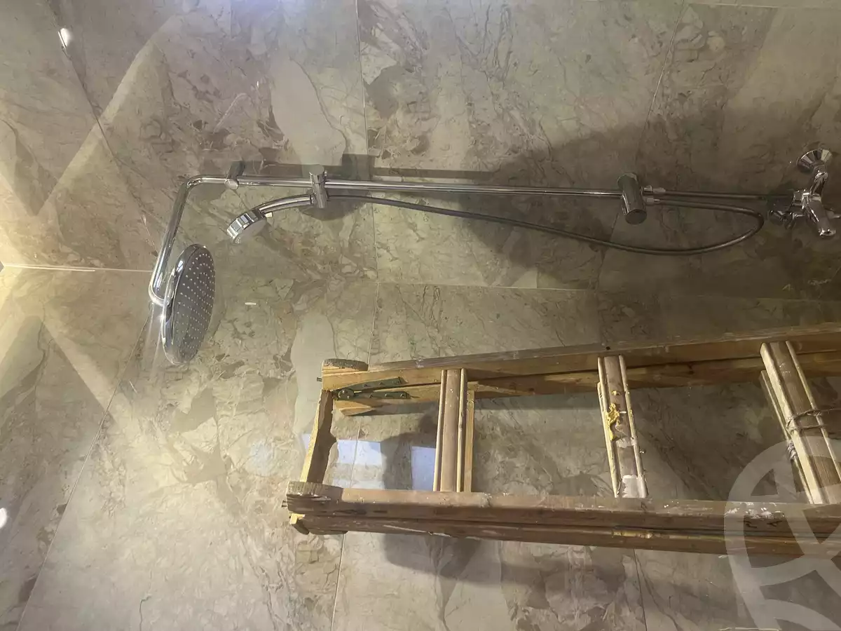 https://aqarmap.com.eg/ar/listing/6163684-for-rent-cairo-new-cairo-compounds-the-icon-gardens-compound-style-home