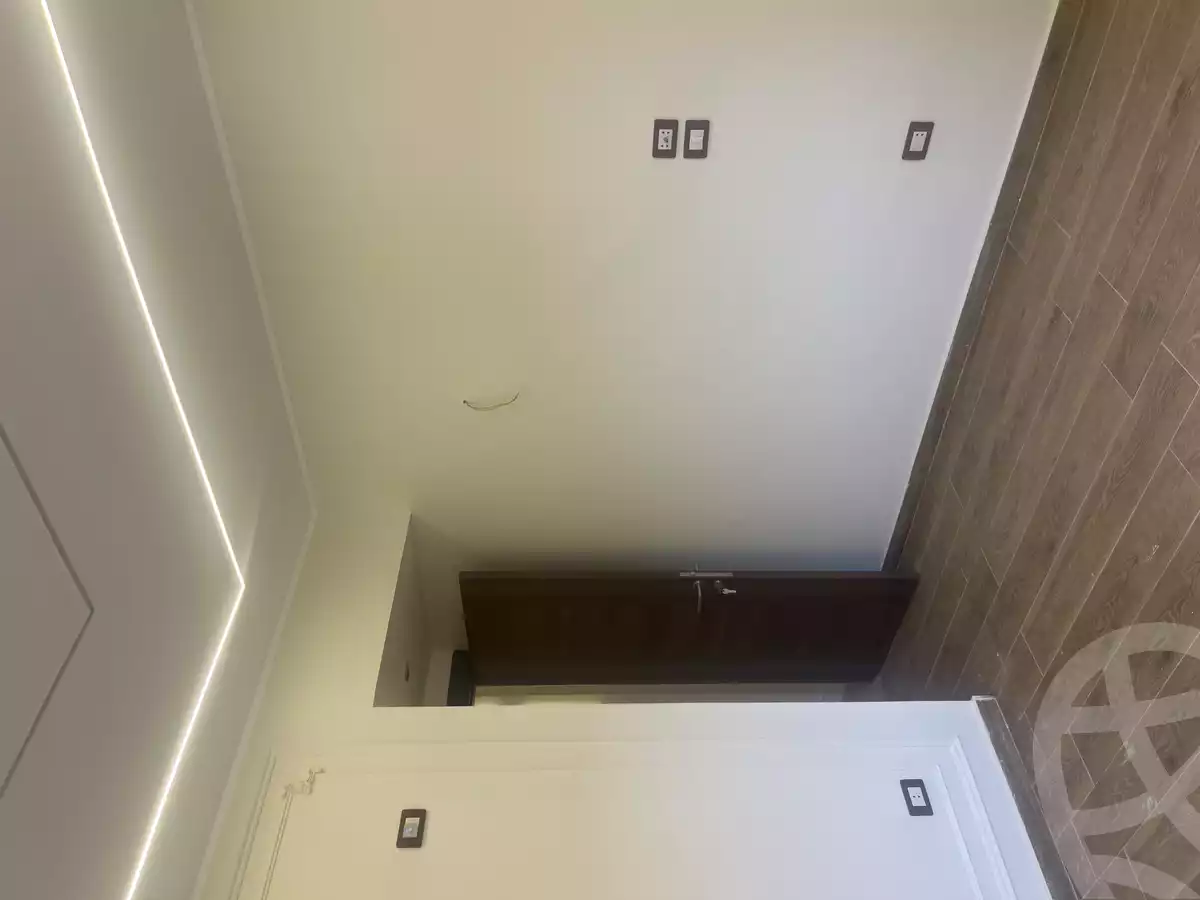 https://aqarmap.com.eg/ar/listing/6163684-for-rent-cairo-new-cairo-compounds-the-icon-gardens-compound-style-home