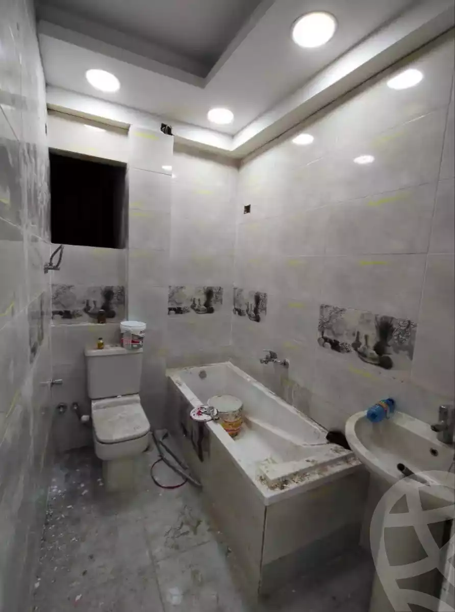 https://aqarmap.com.eg/ar/listing/6164666-for-sale-qalyubia-shubra-el-khaima-om-bayoumi