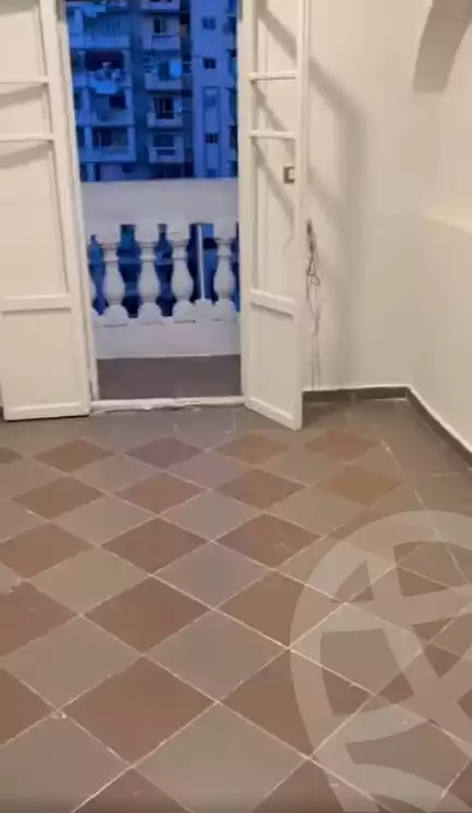 https://aqarmap.com.eg/en/listing/6165370-for-sale-alexandria-el-asafra-l-sfr-bhry