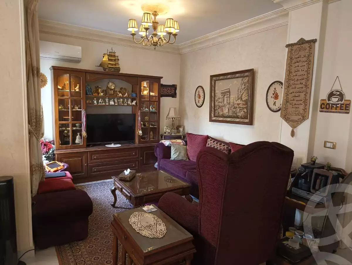 https://aqarmap.com.eg/en/listing/6166751-for-sale-cairo-el-sheikh-zayed-city-compounds-el-karma-residence