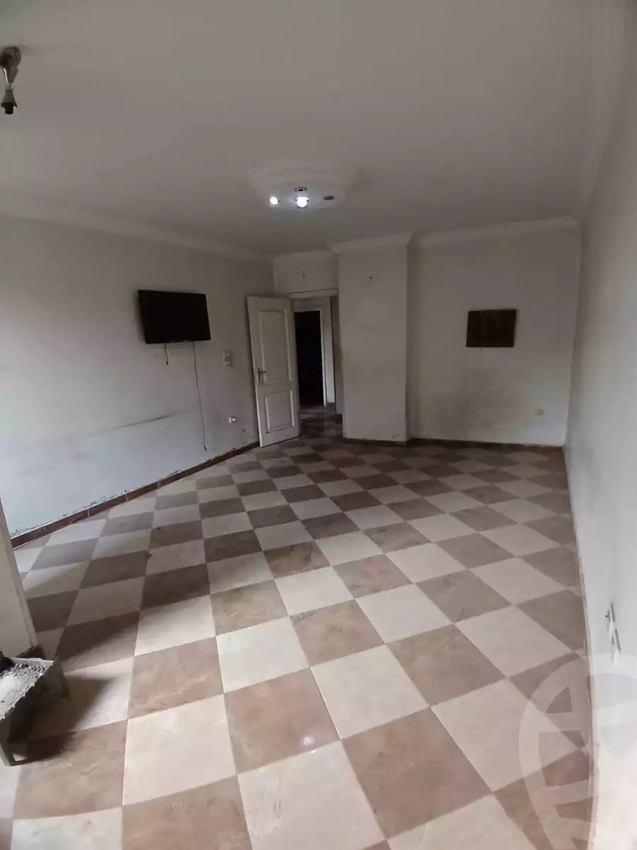 https://aqarmap.com.eg/ar/listing/6168249-for-sale-cairo-helwan-el-ezba-el-qebliah-ragheb-st