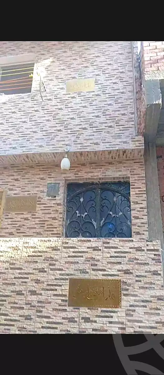 https://aqarmap.com.eg/en/listing/6168258-for-sale-cairo-helwan-kwrnysh-hlwn