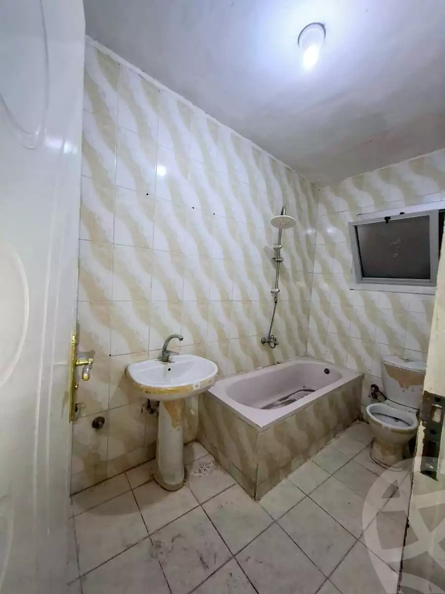 https://aqarmap.com.eg/ar/listing/6168480-for-sale-cairo-el-haram-shareaa-khatem-el-morsalen