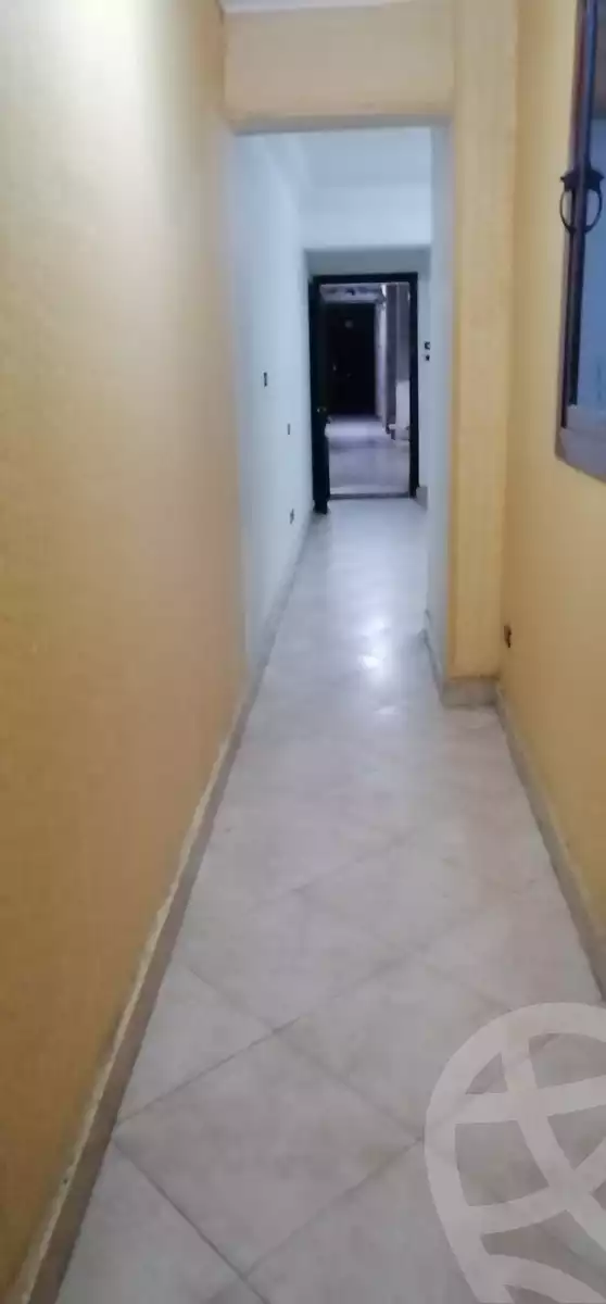 https://aqarmap.com.eg/en/listing/6169108-for-sale-qalyubia-shubra-el-khaima-shubra-el-khaima-city-hamis-st
