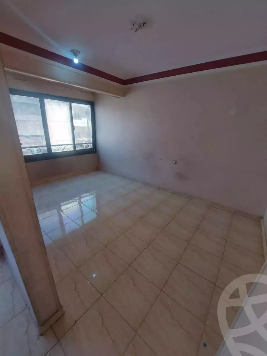https://aqarmap.com.eg/ar/listing/6169232-for-sale-cairo-helwan-mohamed-sayed-ahmed-st