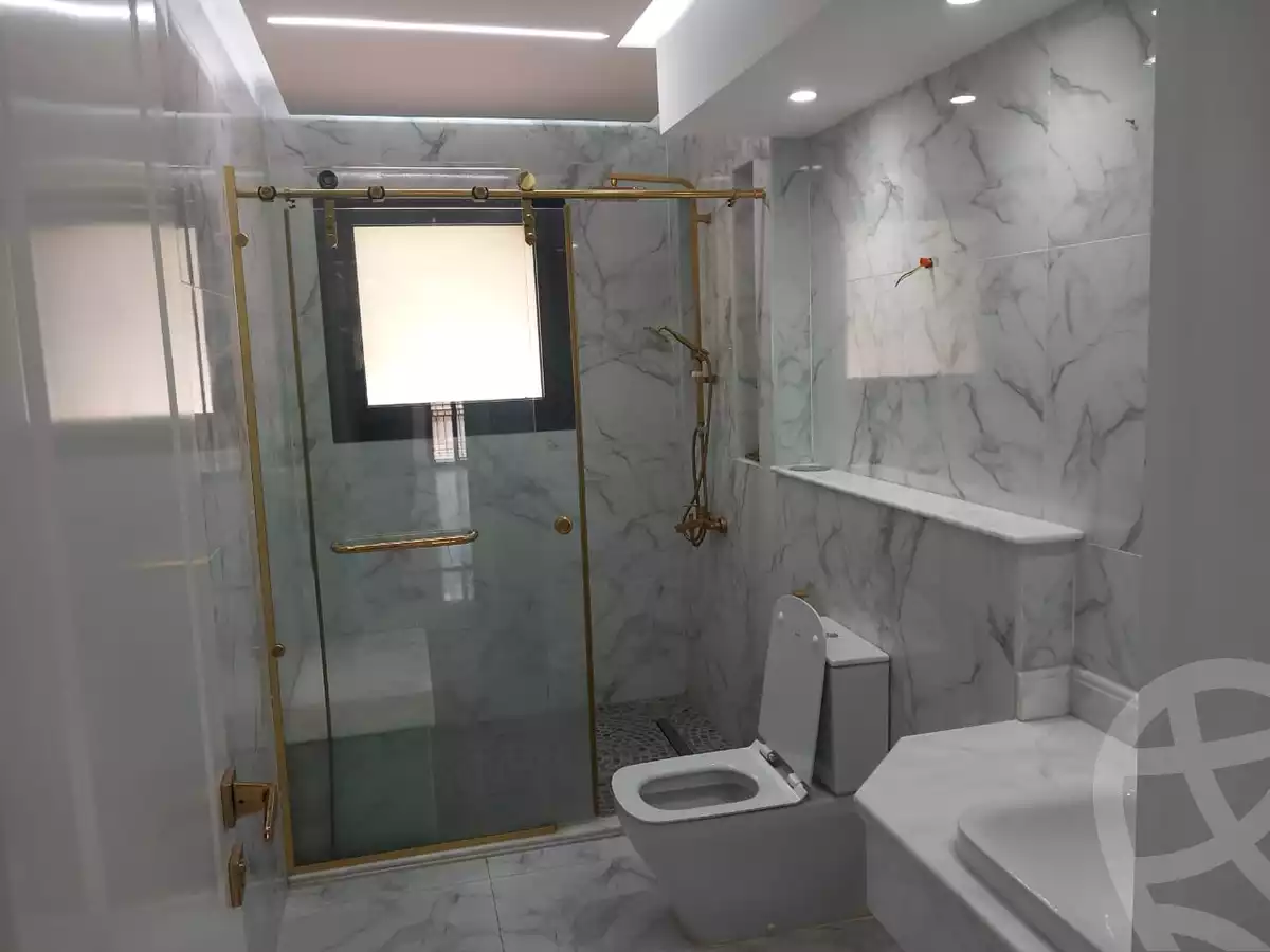 https://aqarmap.com.eg/en/listing/6169643-for-rent-cairo-el-sheikh-zayed-city-compounds-kmbwnd-wyst-twn-swdyk