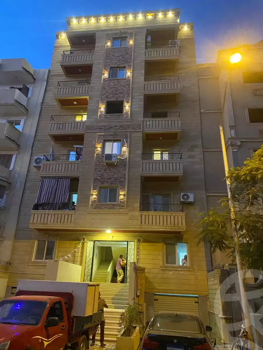 https://aqarmap.com.eg/ar/listing/6171230-for-sale-cairo-6th-of-october-el-ahyaa-neighborhood-3rd-street-29