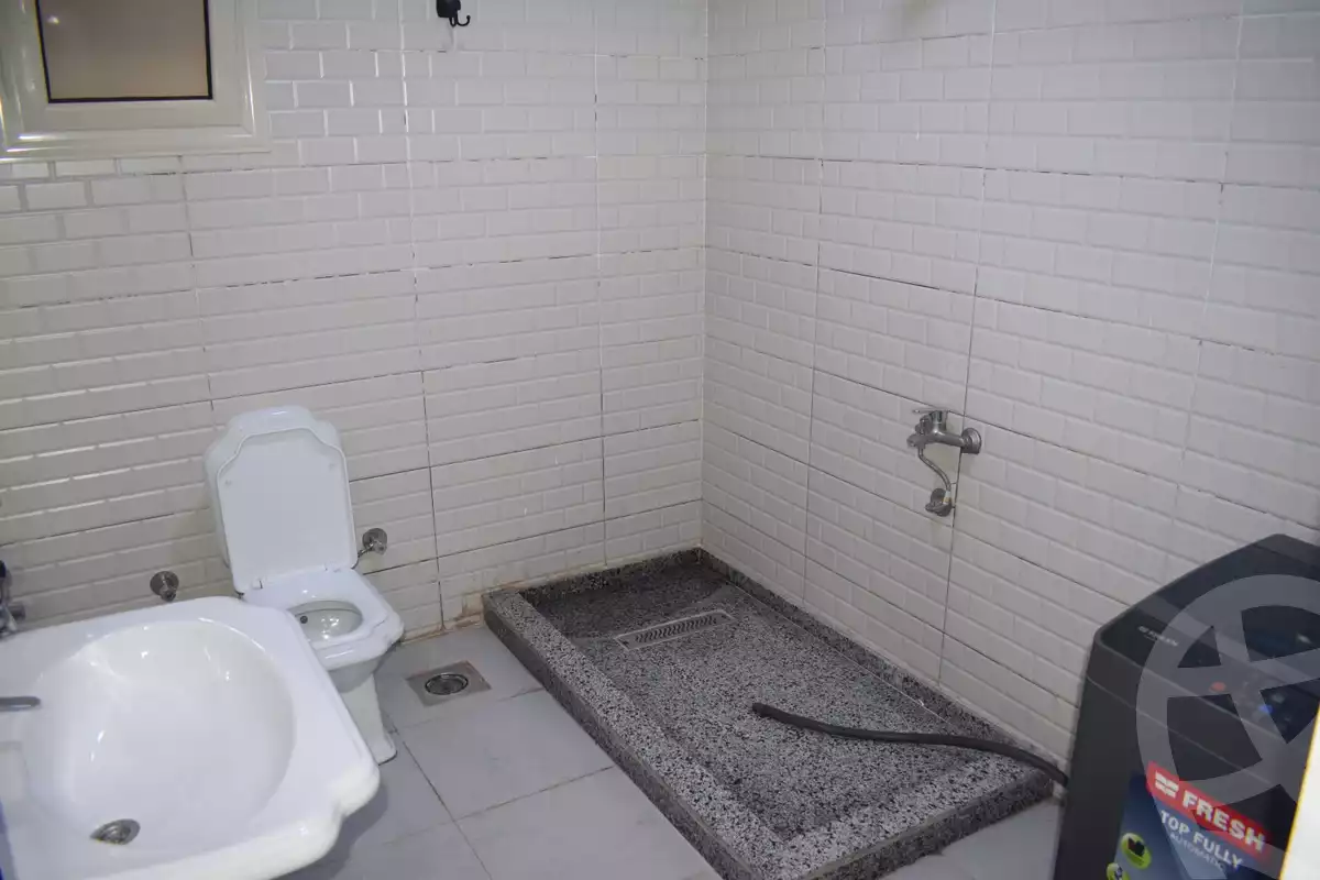 https://aqarmap.com.eg/ar/listing/6171434-for-rent-cairo-manial-shr-lkhshyd