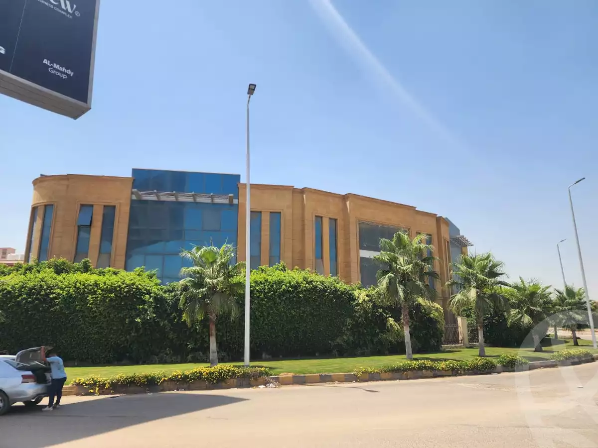 https://aqarmap.com.eg/en/listing/6172096-for-sale-cairo-new-cairo-90th-street-northern-90th-street