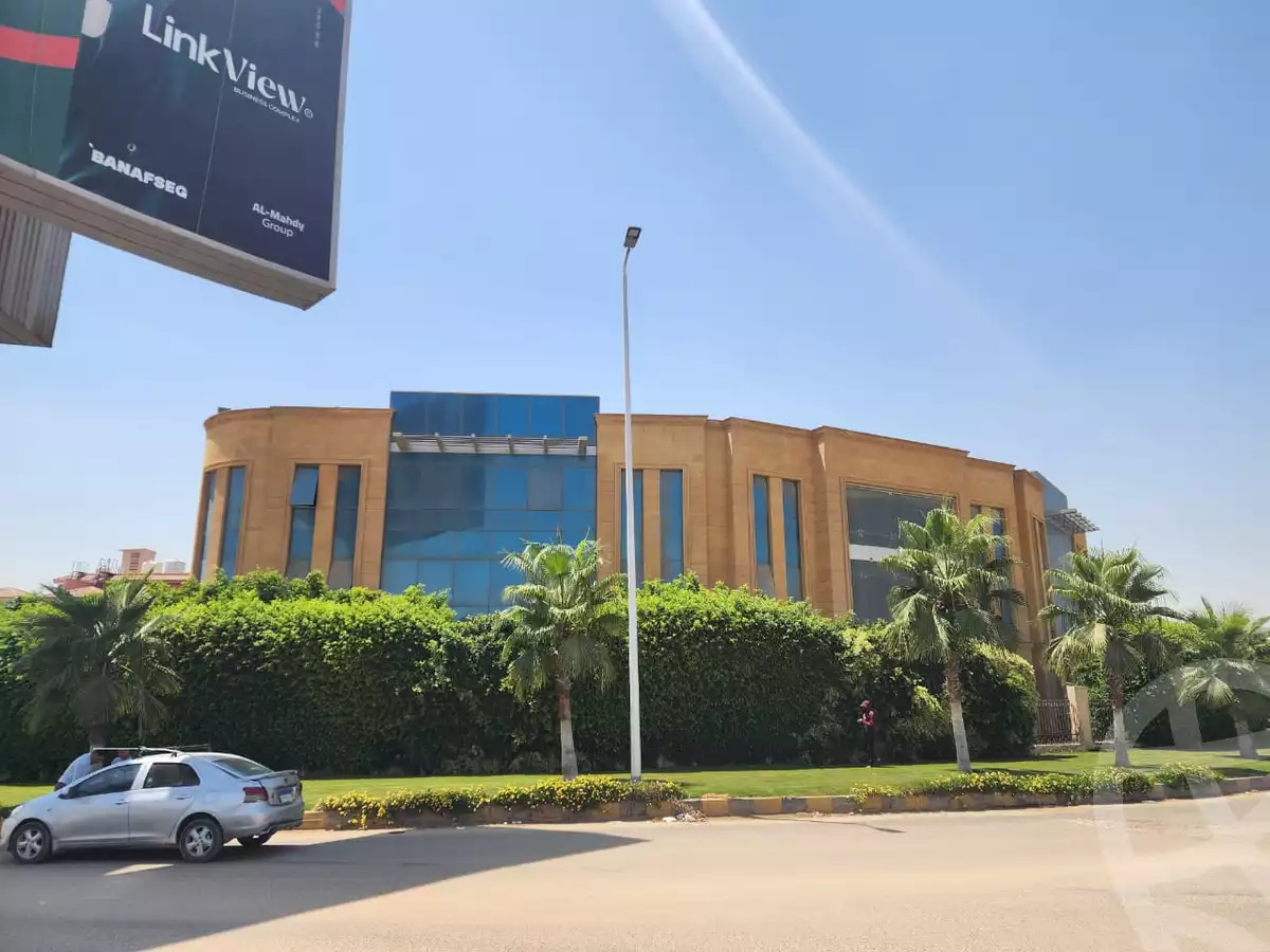 https://aqarmap.com.eg/en/listing/6172096-for-sale-cairo-new-cairo-90th-street-northern-90th-street