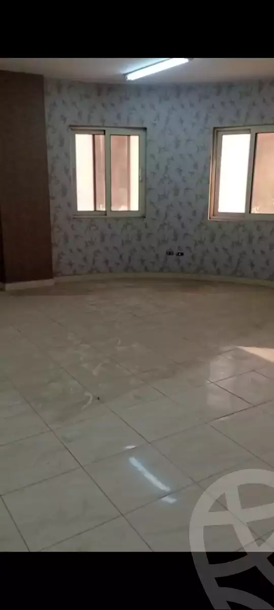https://aqarmap.com.eg/ar/listing/6172360-for-rent-cairo-new-cairo-el-maantiqah-el-sinaiyyah