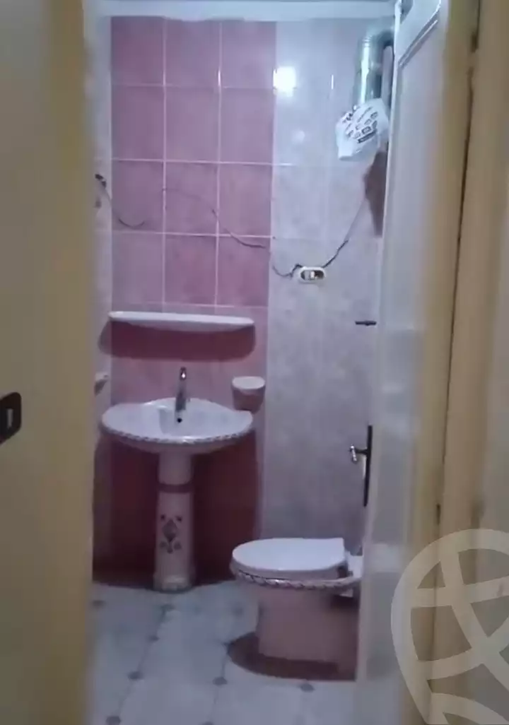 https://aqarmap.com.eg/ar/listing/6172895-for-sale-alexandria-bolekly-wnjdt