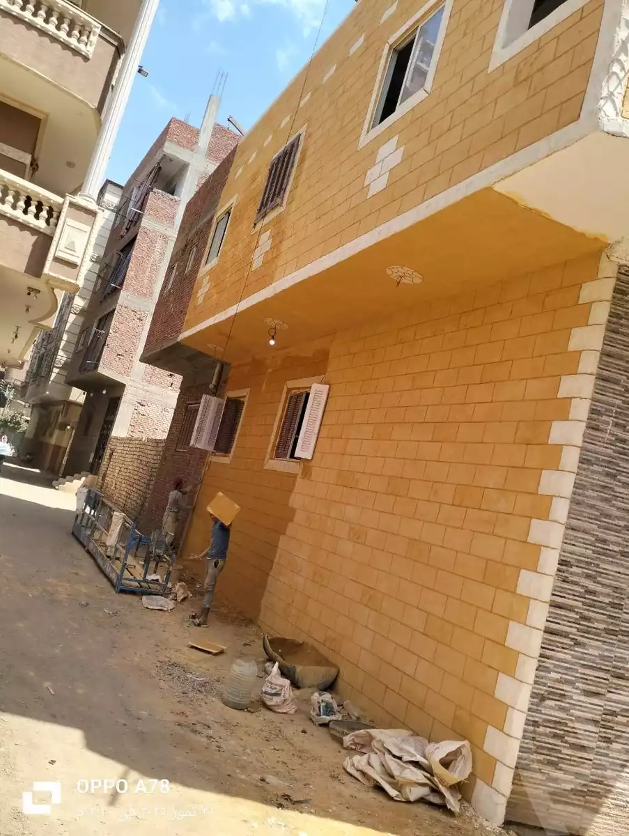 https://aqarmap.com.eg/en/listing/6173635-for-sale-qalyubia-qlioub-blqs