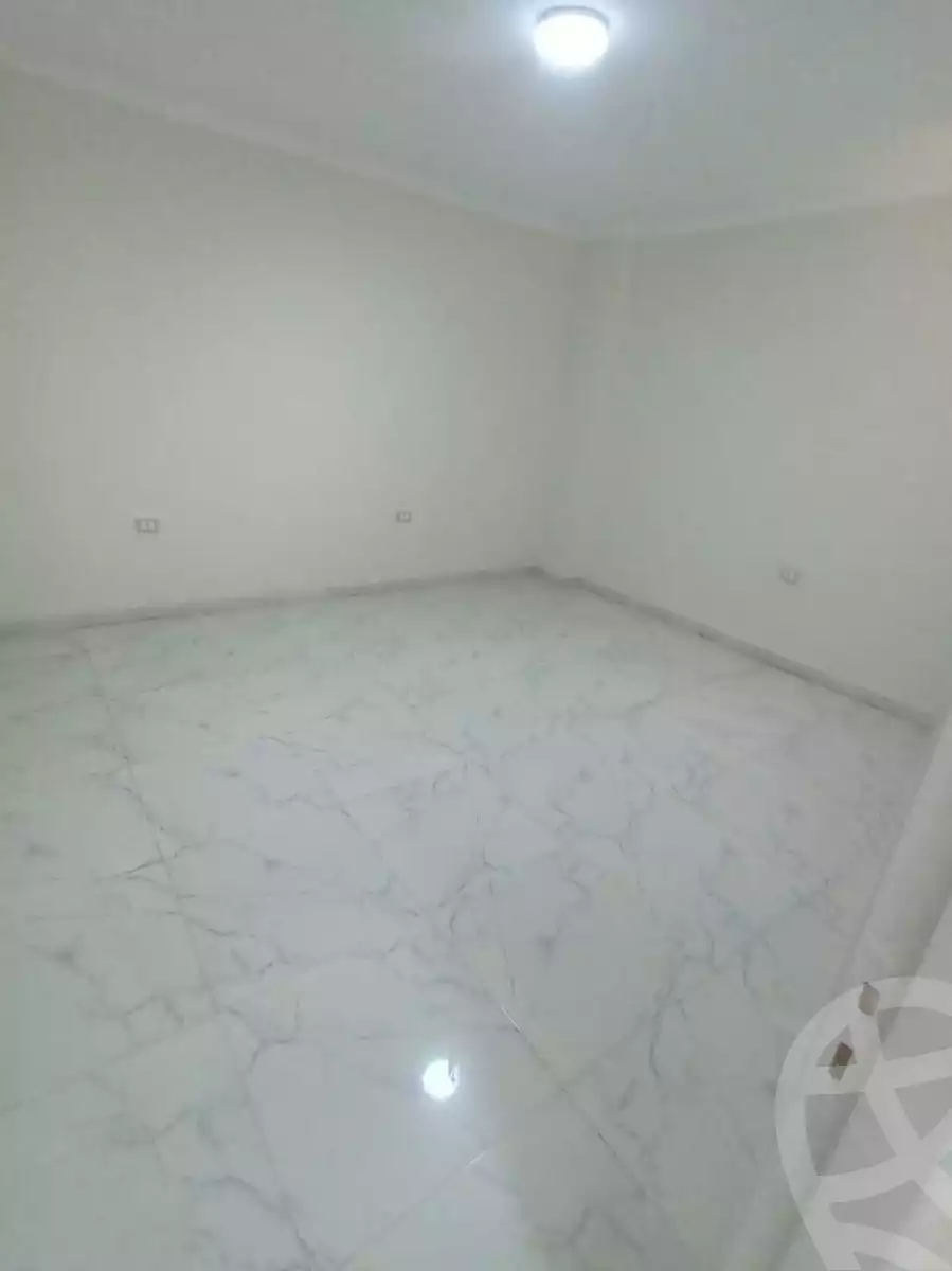 https://aqarmap.com.eg/ar/listing/6174043-for-sale-qalyubia-shubra-el-khaima-el-shareaa-el-gadid-st