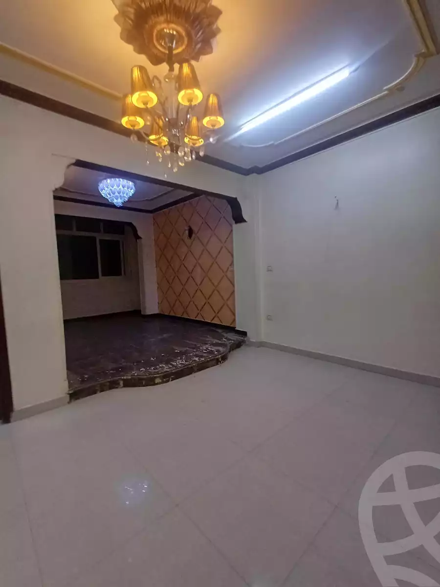 https://aqarmap.com.eg/ar/listing/6176177-for-sale-qalyubia-shubra-el-khaima-om-bayoumi