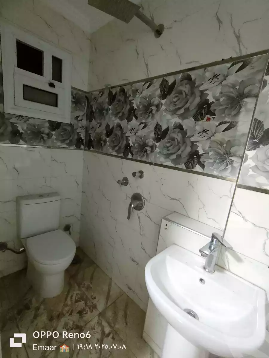 https://aqarmap.com.eg/en/listing/6176321-for-sale-qalyubia-shubra-el-khaima-om-bayoumi