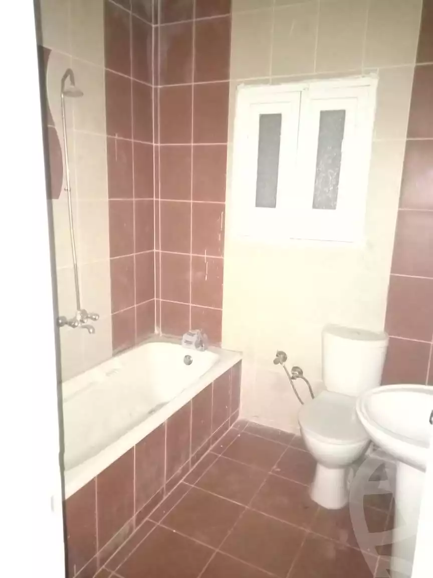 https://aqarmap.com.eg/ar/listing/6176487-for-rent-sharqia-zagazig-zagazig-city-ghasham-rd