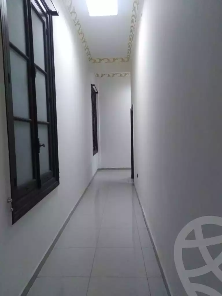 https://aqarmap.com.eg/ar/listing/6177302-for-rent-cairo-downtown-bab-el-loaa-talaat-harb-st