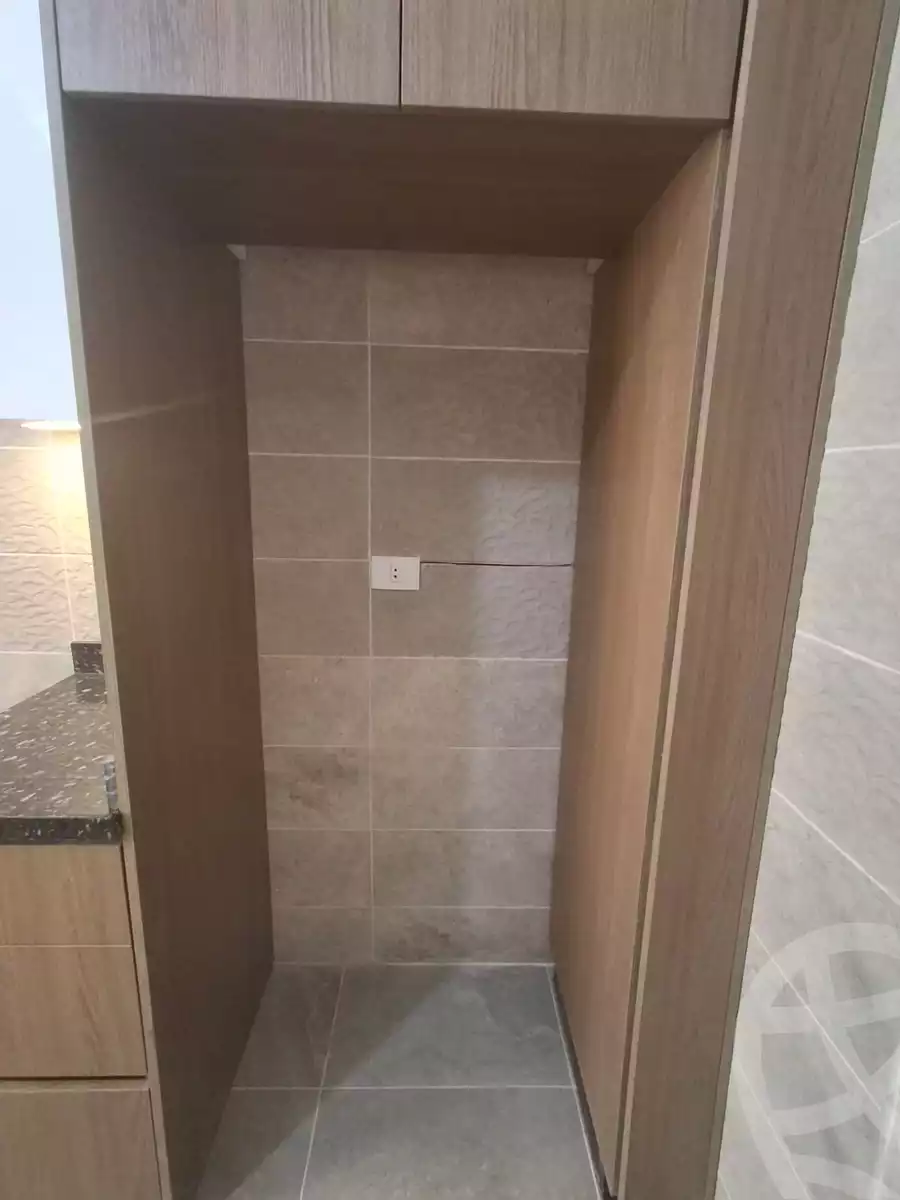 https://aqarmap.com.eg/en/listing/6177517-for-rent-cairo-new-cairo-compounds-fifth-square
