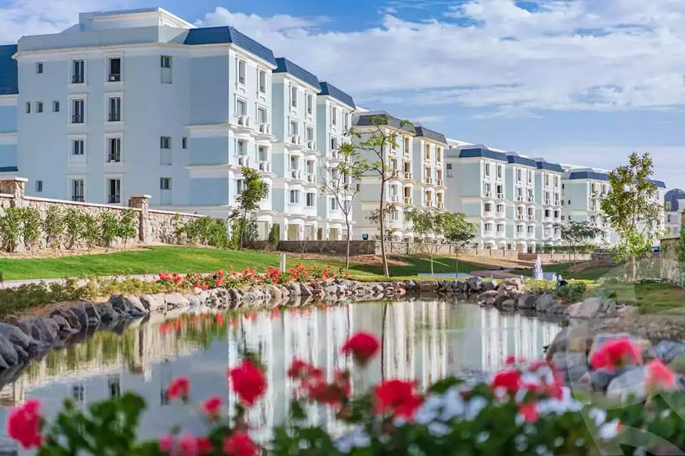 https://aqarmap.com.eg/ar/listing/6178142-for-sale-cairo-new-cairo-compounds-mountain-view-hyde-park