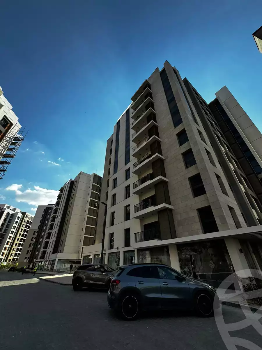 https://aqarmap.com.eg/en/listing/6178263-for-sale-cairo-el-sheikh-zayed-city-compounds-zyd-wr-llttwyr