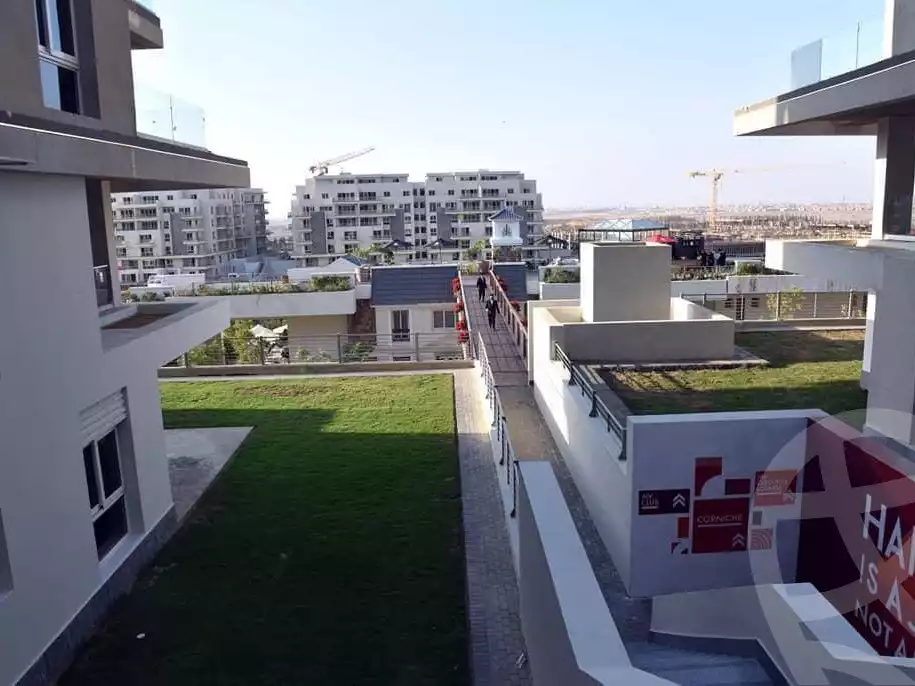 https://aqarmap.com.eg/ar/listing/6178344-for-sale-cairo-new-cairo-compounds-mwntn-fyw-y-syty-club-park-mountain-view-icity