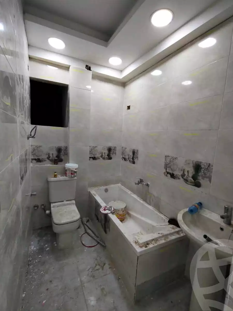 https://aqarmap.com.eg/en/listing/6178542-for-sale-qalyubia-shubra-el-khaima-om-bayoumi