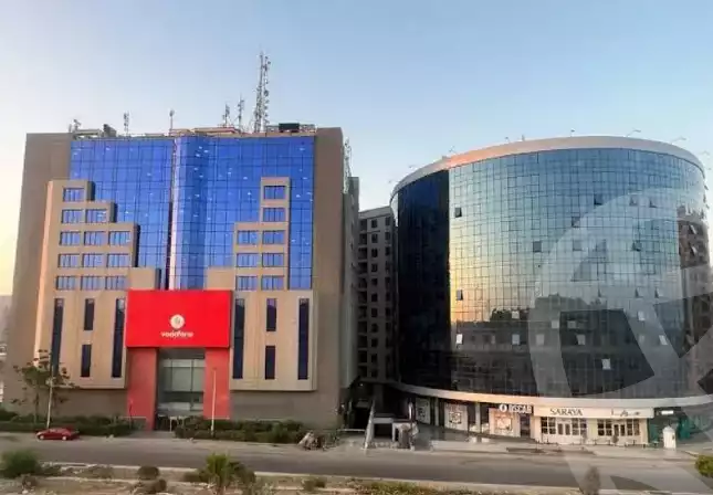 https://aqarmap.com.eg/ar/listing/6179086-for-rent-cairo-el-maadi-compounds-rayhanah-plaza