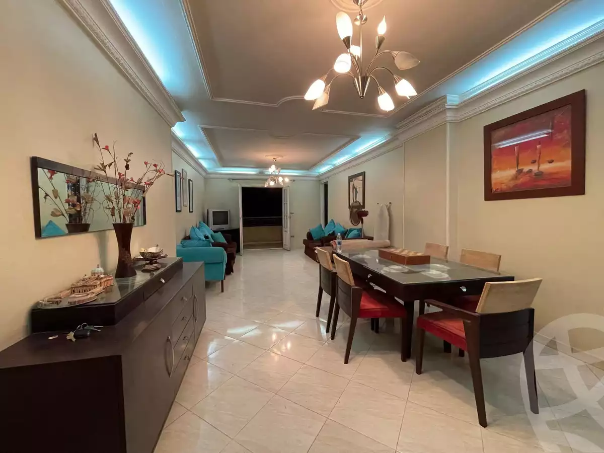 https://aqarmap.com.eg/ar/listing/6179320-for-sale-cairo-el-haram-shareaa-naser-el-thawrah