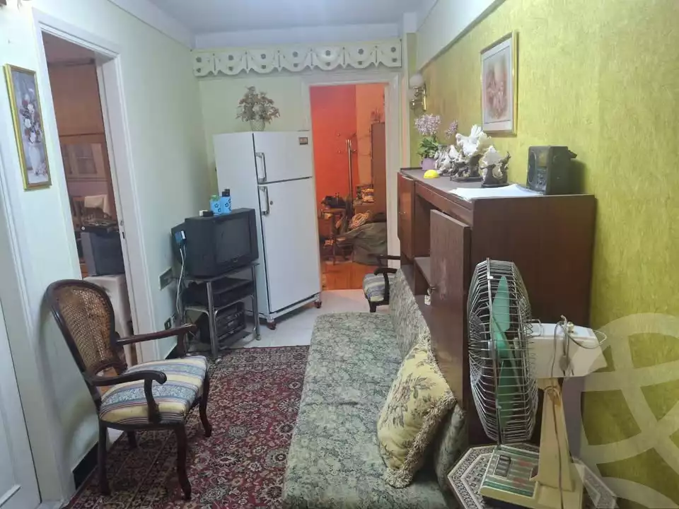 https://aqarmap.com.eg/en/listing/6179441-for-sale-alexandria-camp-cesar