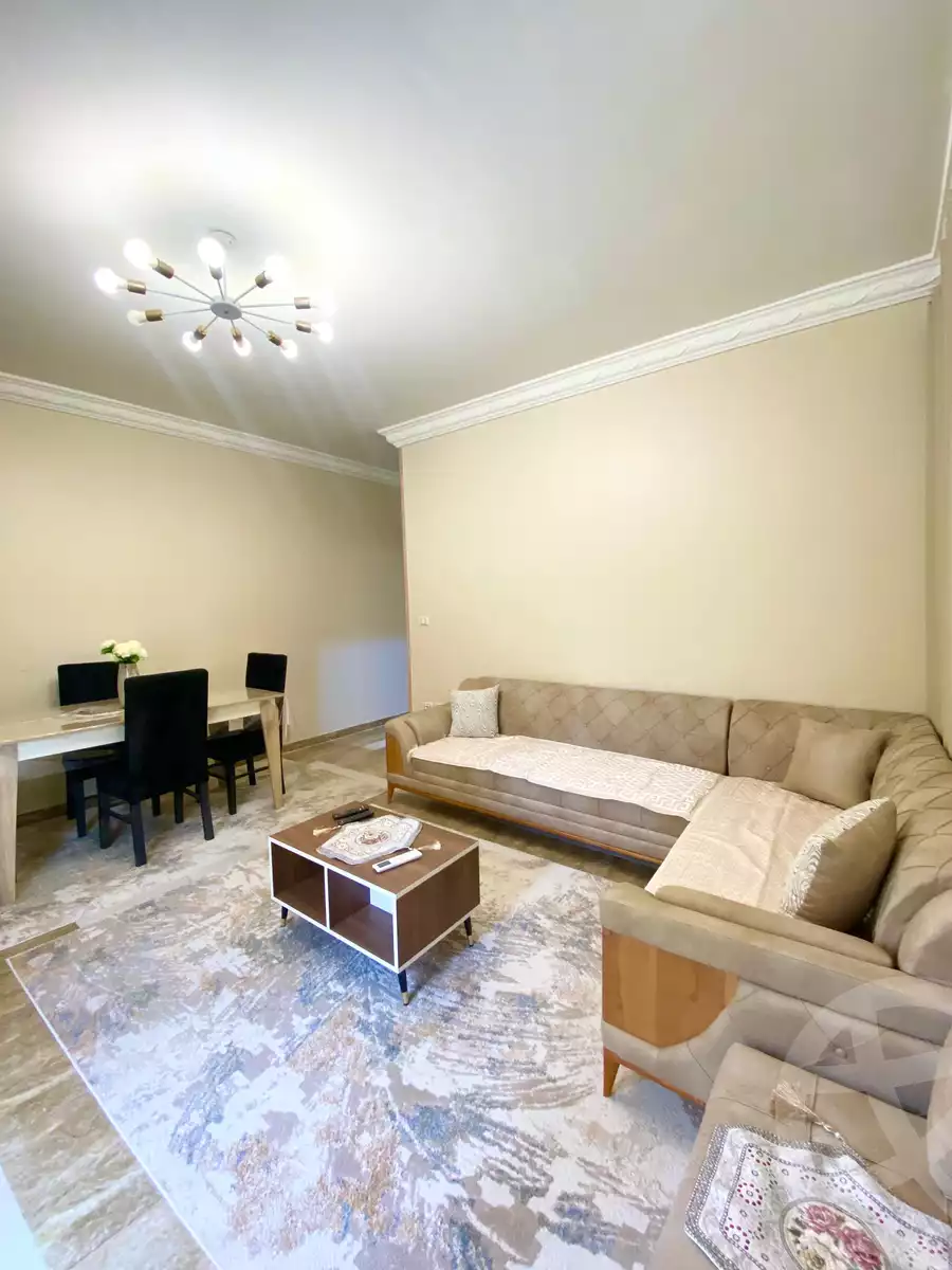 https://aqarmap.com.eg/en/listing/5981704-for-rent-cairo-new-cairo-compounds-el-mostashareen-compound