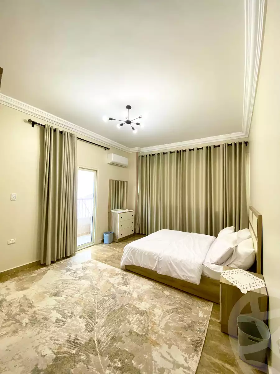 https://aqarmap.com.eg/en/listing/5981704-for-rent-cairo-new-cairo-compounds-el-mostashareen-compound