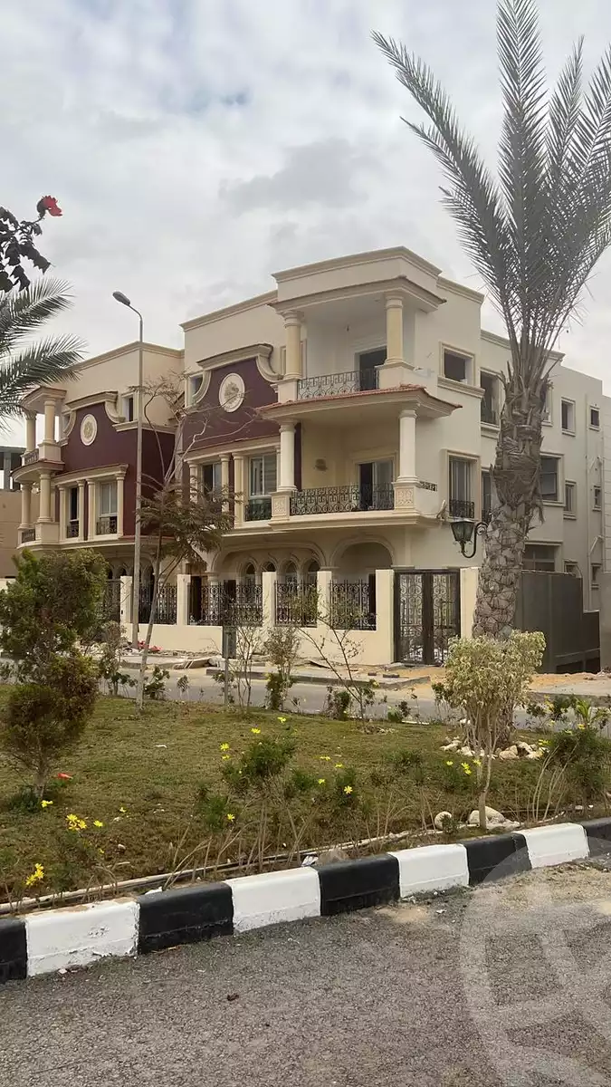 https://aqarmap.com.eg/en/listing/6181728-for-sale-cairo-new-cairo-gharb-el-golf-alaa-elsaadany-st