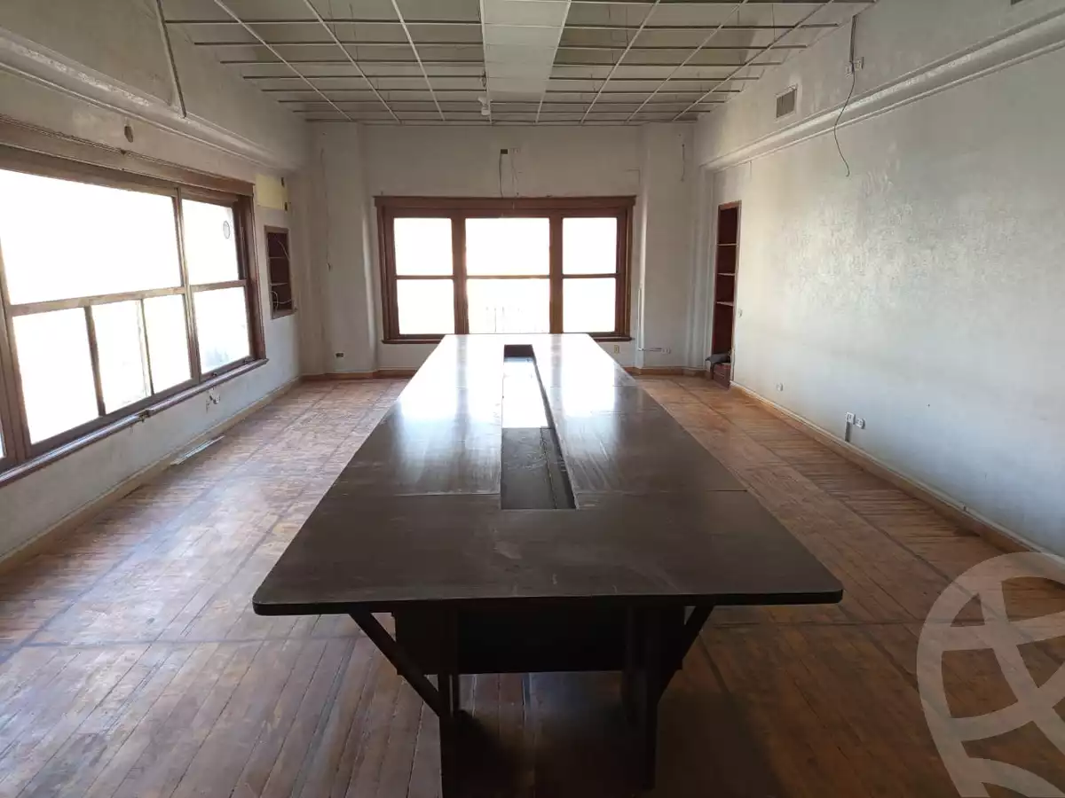 https://aqarmap.com.eg/ar/listing/6182556-for-rent-cairo-downtown-el-qasr-el-ayni