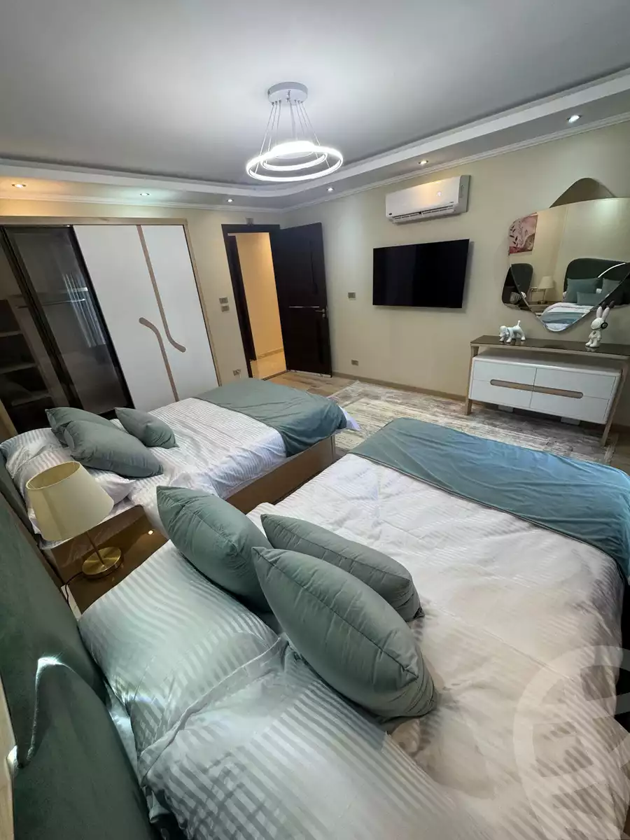 https://aqarmap.com.eg/ar/listing/6182598-for-sale-cairo-new-cairo-compounds-mwrd-fq-llttwyr