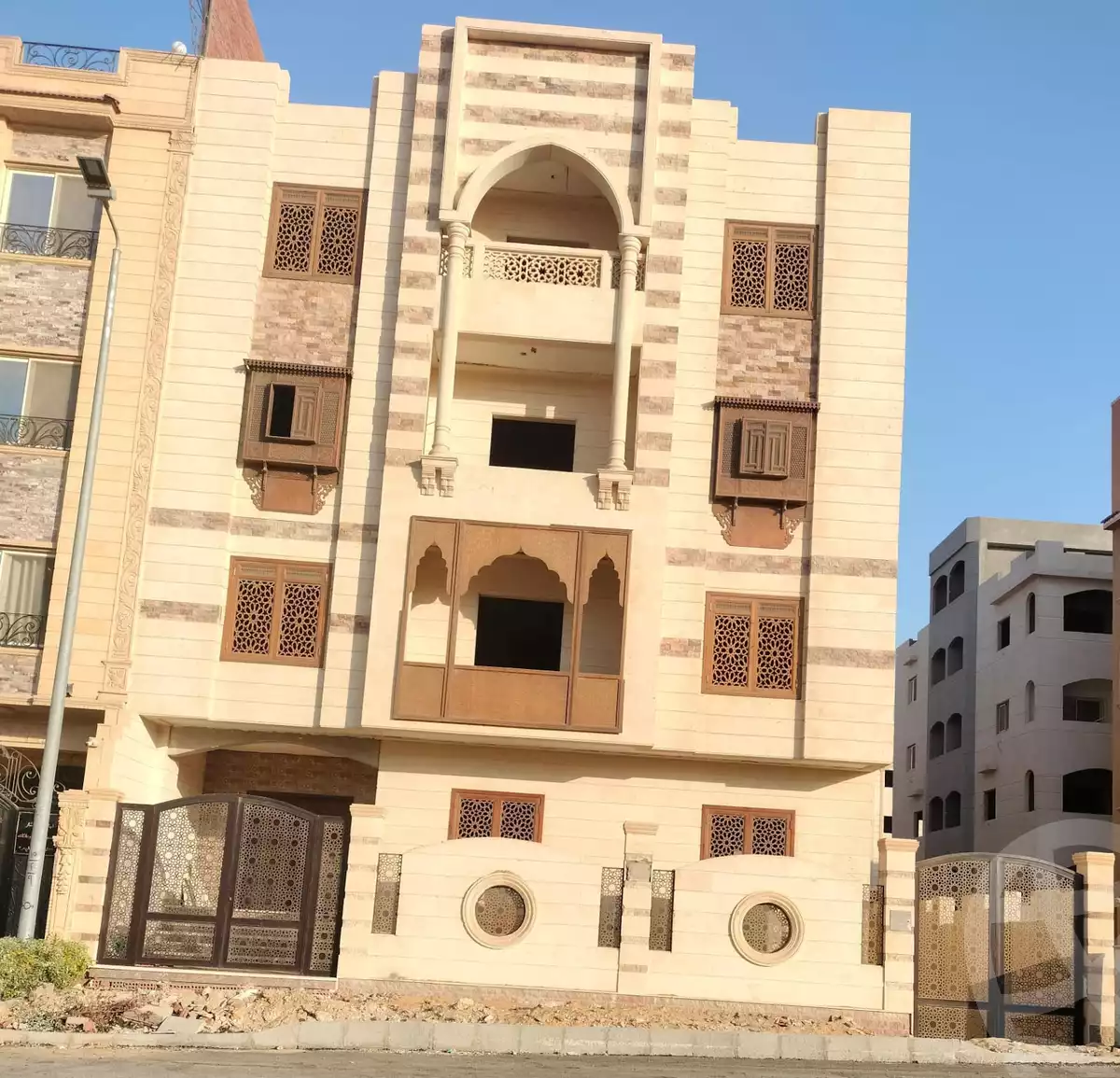 https://aqarmap.com.eg/ar/listing/6182982-for-sale-cairo-new-cairo-el-andalous-al-andalus-1