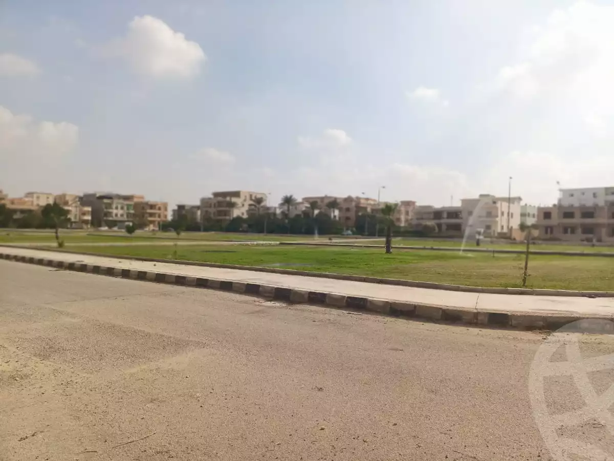https://aqarmap.com.eg/en/listing/6183567-for-sale-cairo-el-shorouk-lhy-lwl-grb-neighbourhood-1-street-15