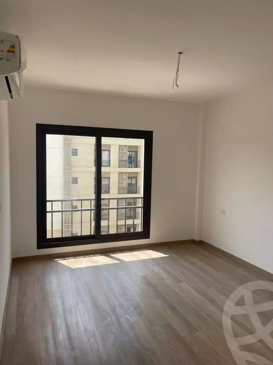 https://aqarmap.com.eg/ar/listing/6184117-for-rent-cairo-new-cairo-compounds-fifth-square