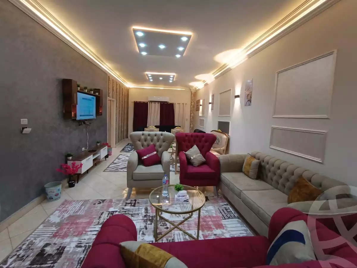 https://aqarmap.com.eg/ar/listing/6184433-for-rent-cairo-heliopolis-triumph-square-ahmed-faheem-bayoumy-st