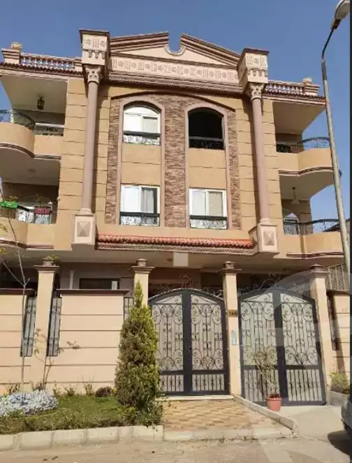 https://aqarmap.com.eg/en/listing/6186473-for-sale-cairo-el-shorouk-lhy-lthmn-neighbourhood-3