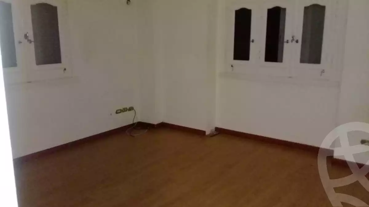 https://aqarmap.com.eg/ar/listing/6171192-for-rent-cairo-el-mohandesen-shareaa-ahmed-orabi