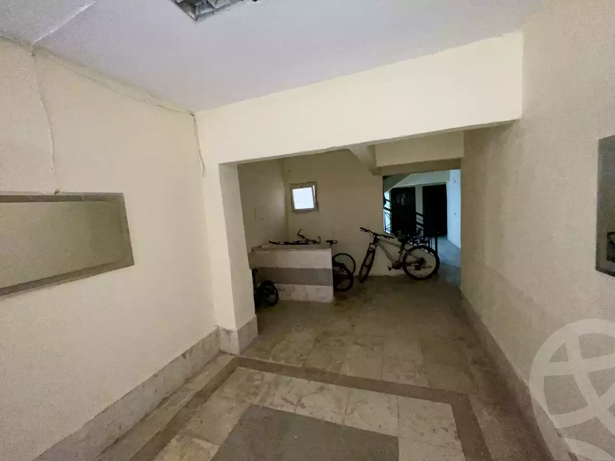 https://aqarmap.com.eg/ar/listing/5960382-for-sale-cairo-6th-of-october-hadaeq-october-el-fardoos-city-al-fardoos-st