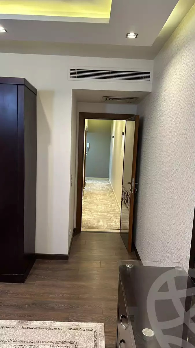 https://aqarmap.com.eg/ar/listing/6190789-for-rent-cairo-new-cairo-compounds-mountain-view-executive-residence