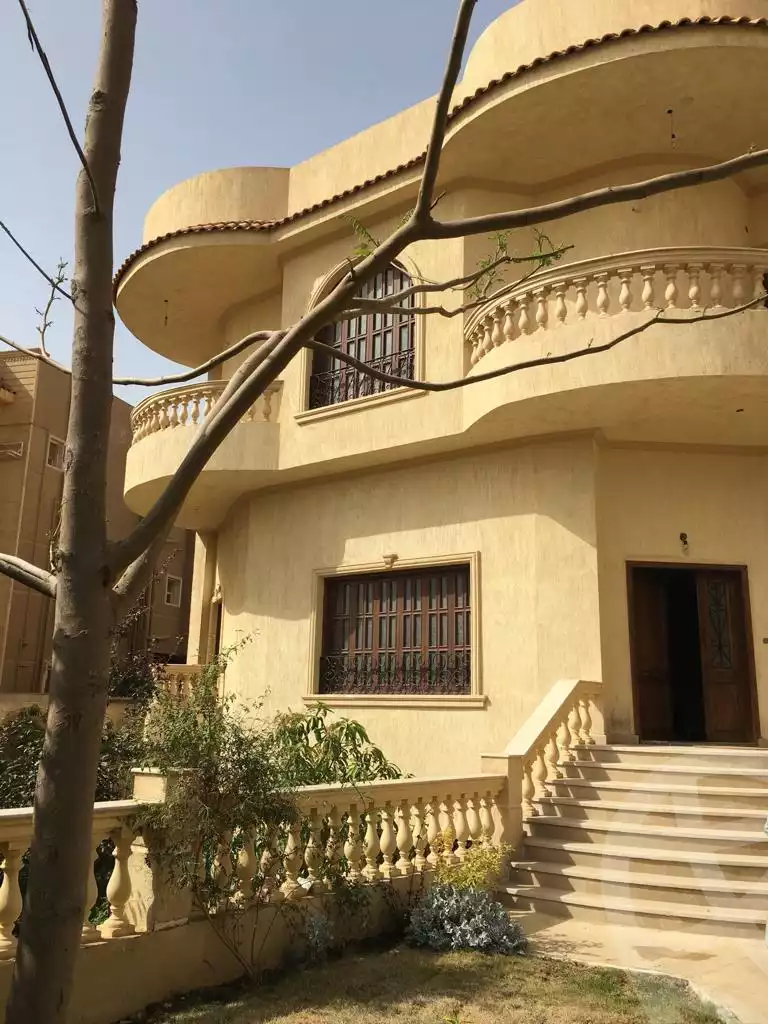 https://aqarmap.com.eg/en/listing/6191269-for-sale-cairo-new-cairo-el-yassamin-el-yasmeen-7-rahim-square